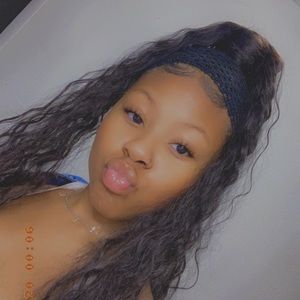 Meet your Posher, Andrea